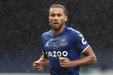 6 أهداف في آخر 5 مباريات.. كالفرت لوين يقود صحوة ليدز في البريميرليج